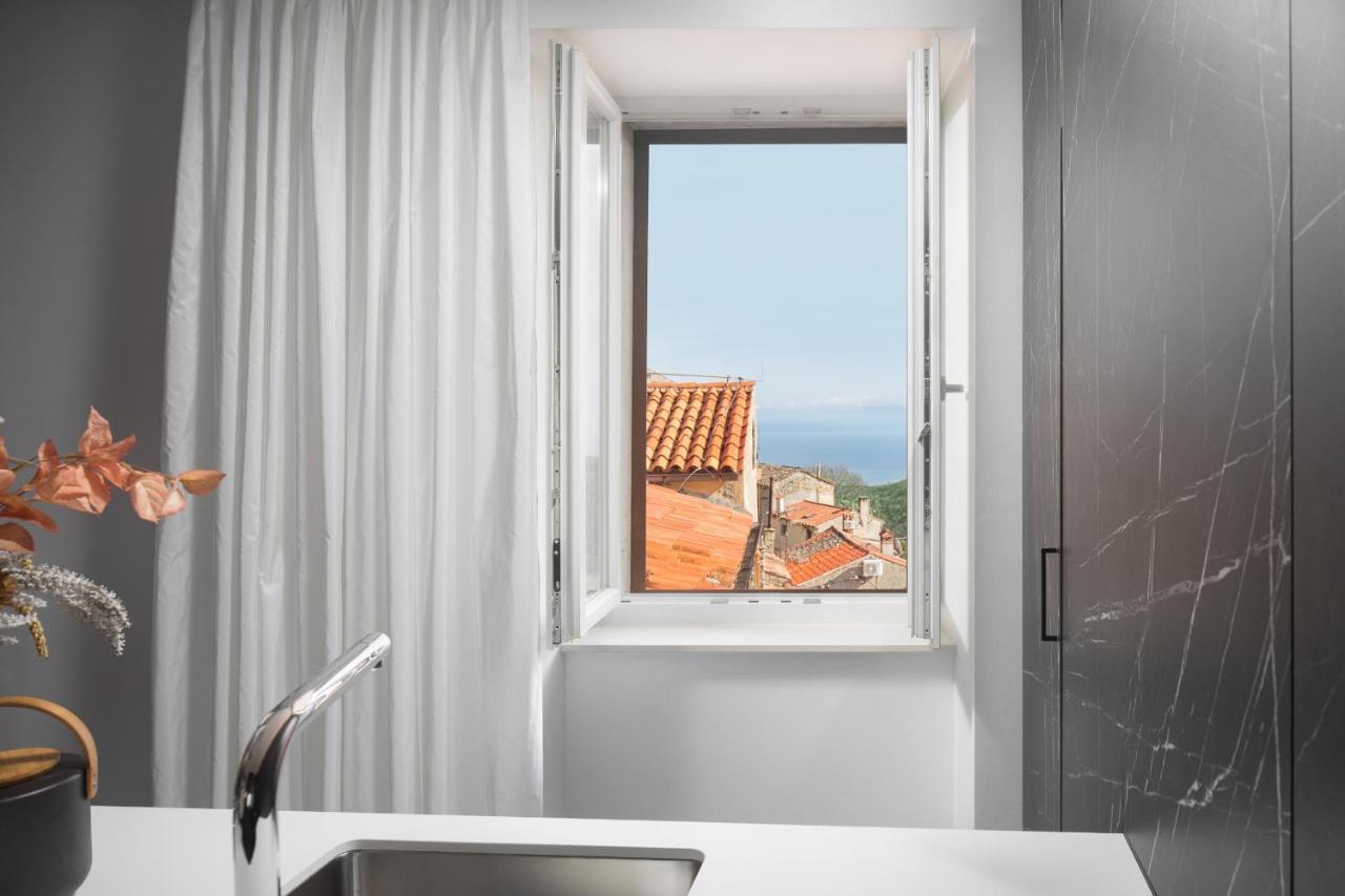 Premium Apartment Ca' San Marco In A Historic Town Labin  Exterior foto